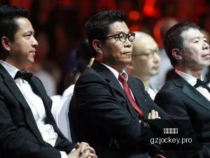 小米电竞手,性能对决燃,战圈,广州马会,赛程安排,赛马赛事,马匹资料,会员服务
