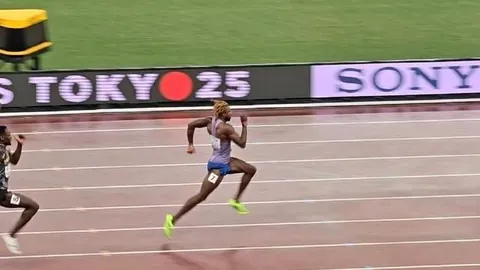 我国冰雪运动蓬勃发展态势显著。